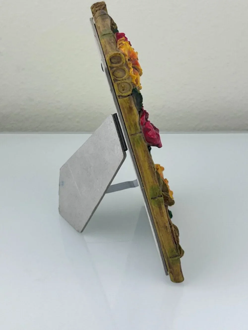 KC Hawaii Hibiscus Bamboo Hawaiian Picture Frame Resin 2004 VTG 4x6 Home Shelf